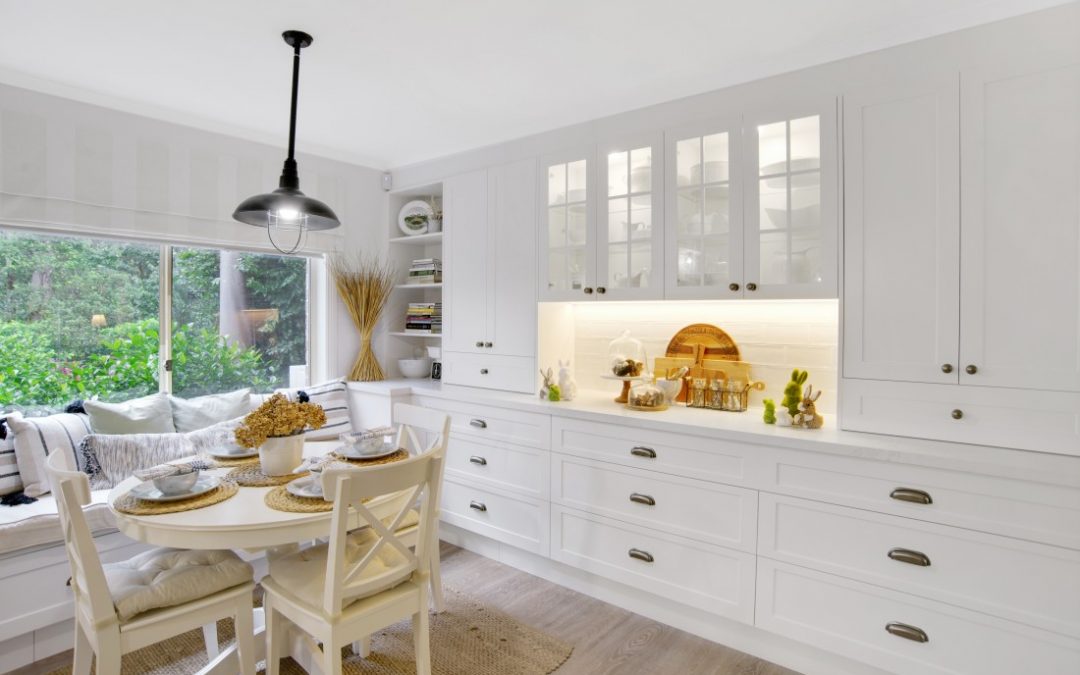 Breakfast Nook & Buffet